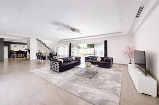  Maison à vendre 10 pièces 321 m²
