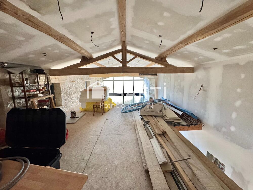 MAISON EN PIERRE D'EXCEPTION A FINIR DE RÉNOVER VUE IMPRENABLE AVEC ACCÈS BIEF A ARCAIS !