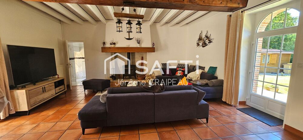 à vendre  Propriété/château Avrillé (85440)