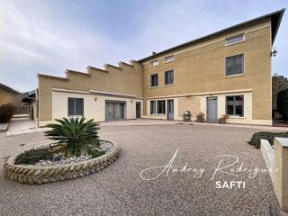  Maison � vendre 11 pi�ces 310 m�