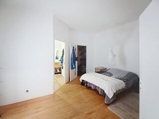  Immeuble � vendre 235 m�