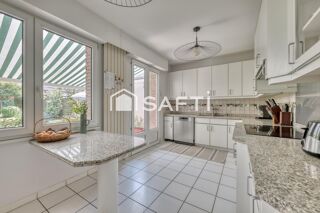  Maison � vendre 7 pi�ces 204 m�