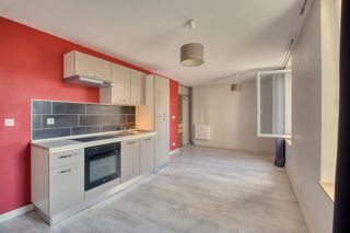  Immeuble à vendre 180 m²