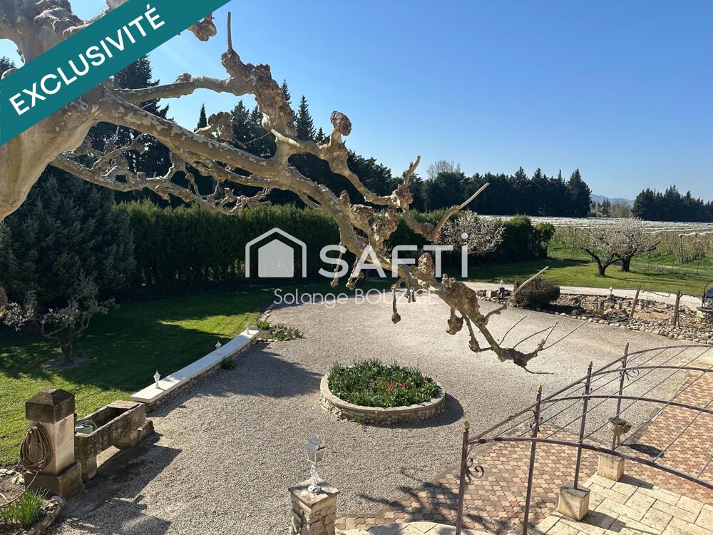 Vente Maison Mas en pierre avec de beaux espaces à 10 mn de st rémy de provence Saint-andiol
