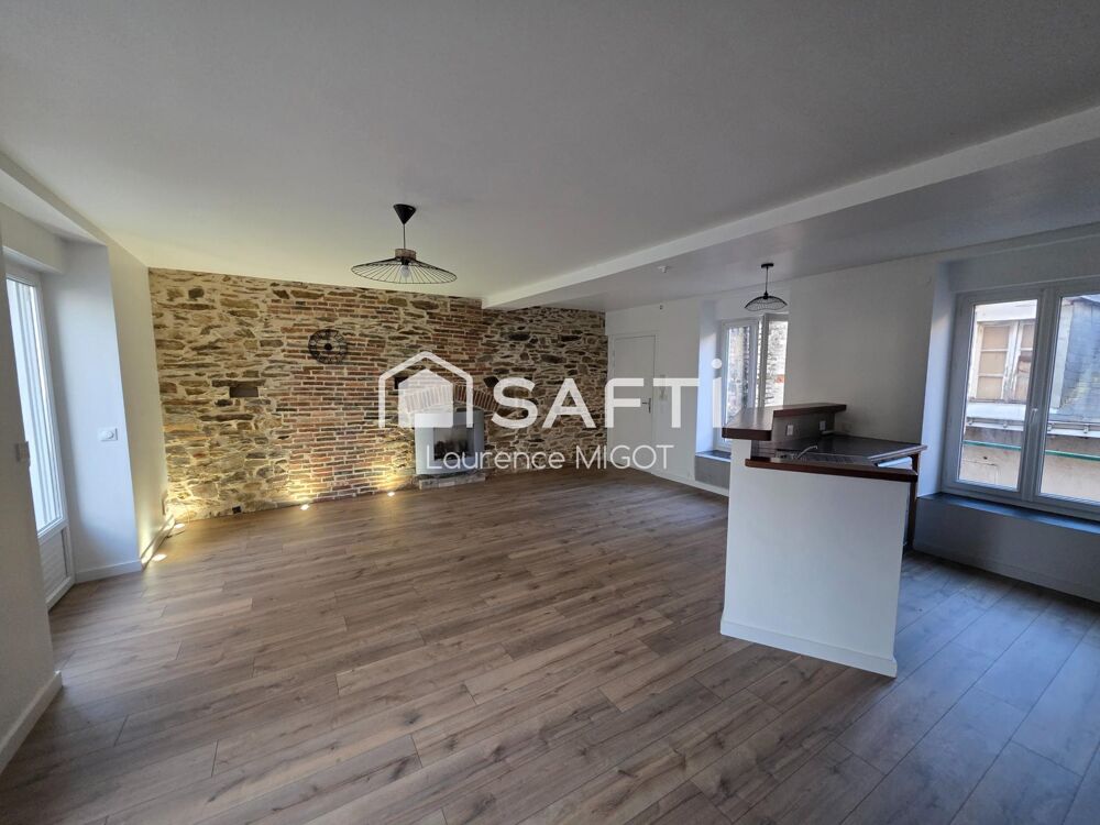 Duplex en hyper-centre, proche de toutes commodités
