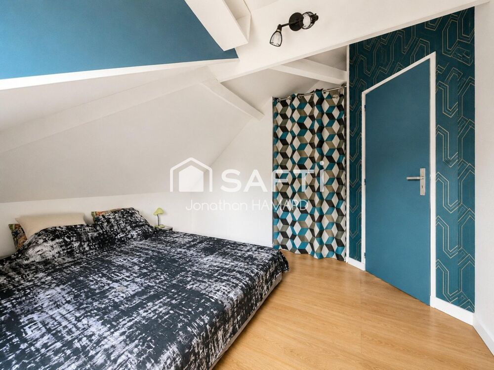Vente Appartement Nantes centre-gare : le charme d'un dernier étage au calme. Nantes