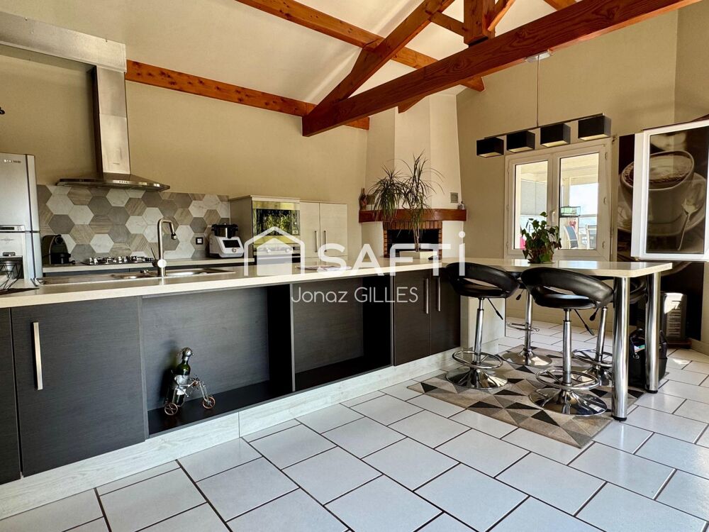 Vente Maison Maison avec parc arboré et dépendances Le chateau-d'oleron