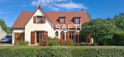   Situé sur la commune très prisé de Chambry, proche de toutes les commodités ! Maison - 8 pièce(s) - 180 m²