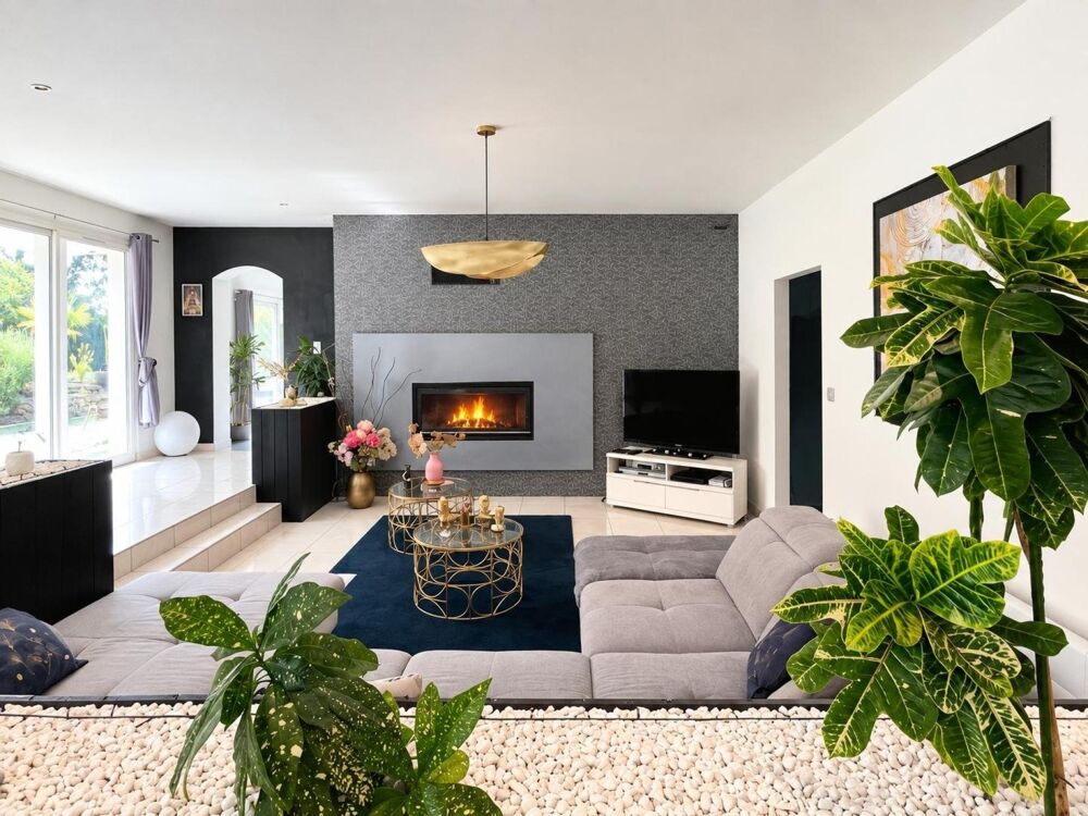 Maison familiale 209 m² - Grande pièce de vie - Moins de 15 min du centre-ville et de la gare LGV