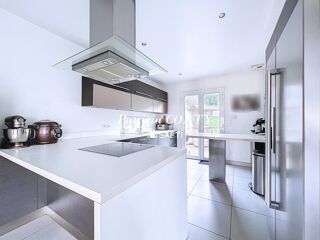  Maison à vendre 7 pièces 235 m²