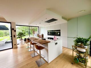  Maison � vendre 9 pi�ces 255 m�