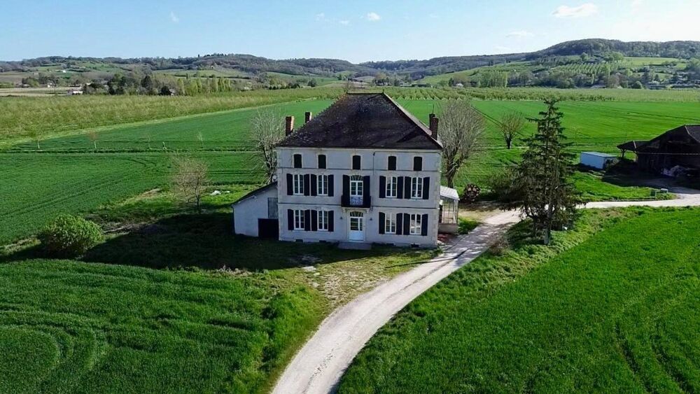 Vente Maison Maison de Maître avec Dépendances Allez-et-cazeneuve