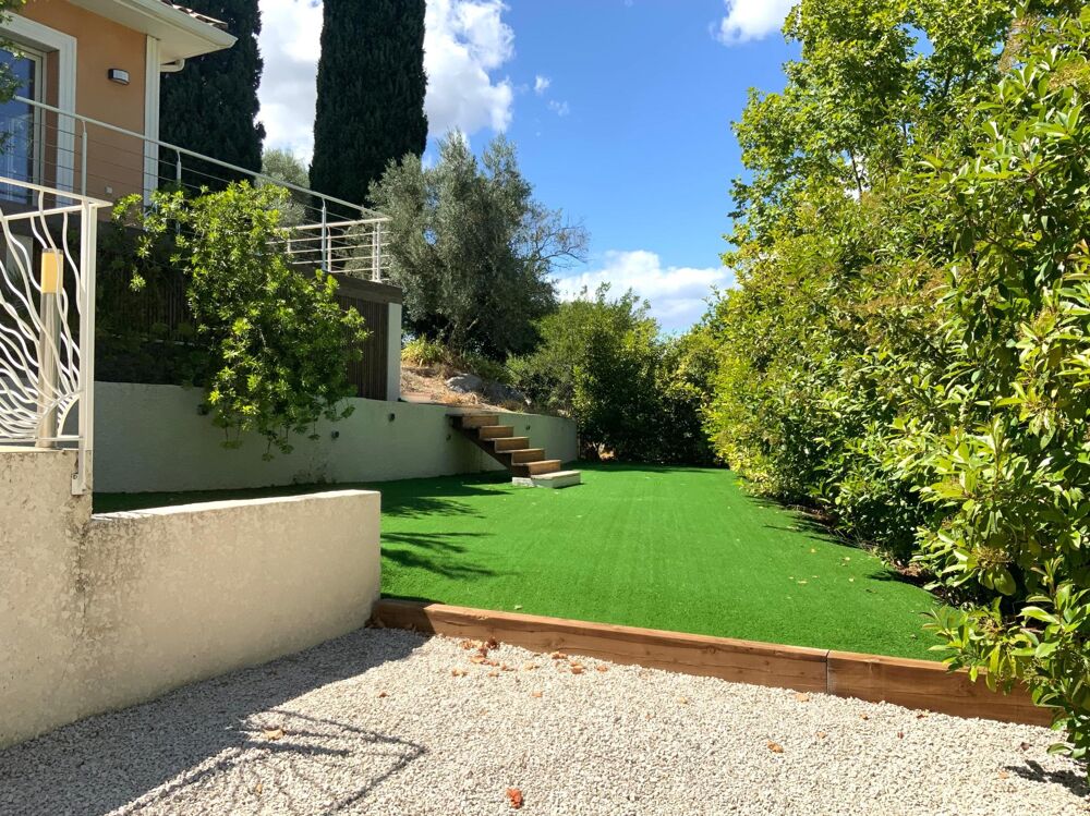 Vente Maison Belle Maison 161 m2 sur parcelle de 826m2 Gignac