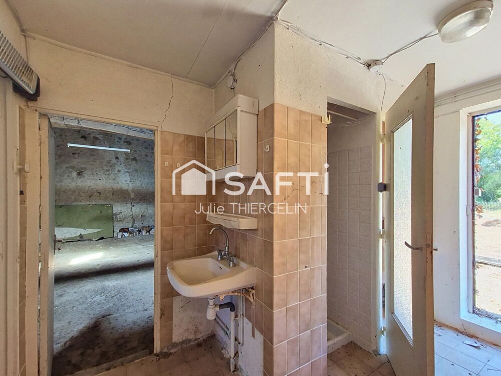 Vente Maison Maisons à rénover sur grand terrain Courcy-aux-loges
