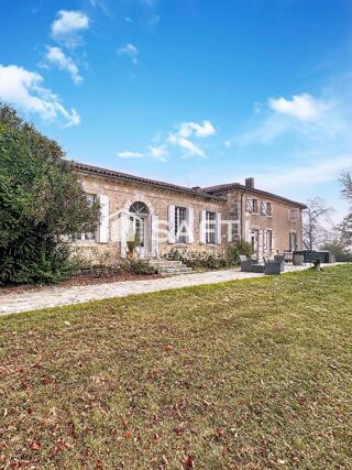  Maison � vendre 10 pi�ces 379 m�