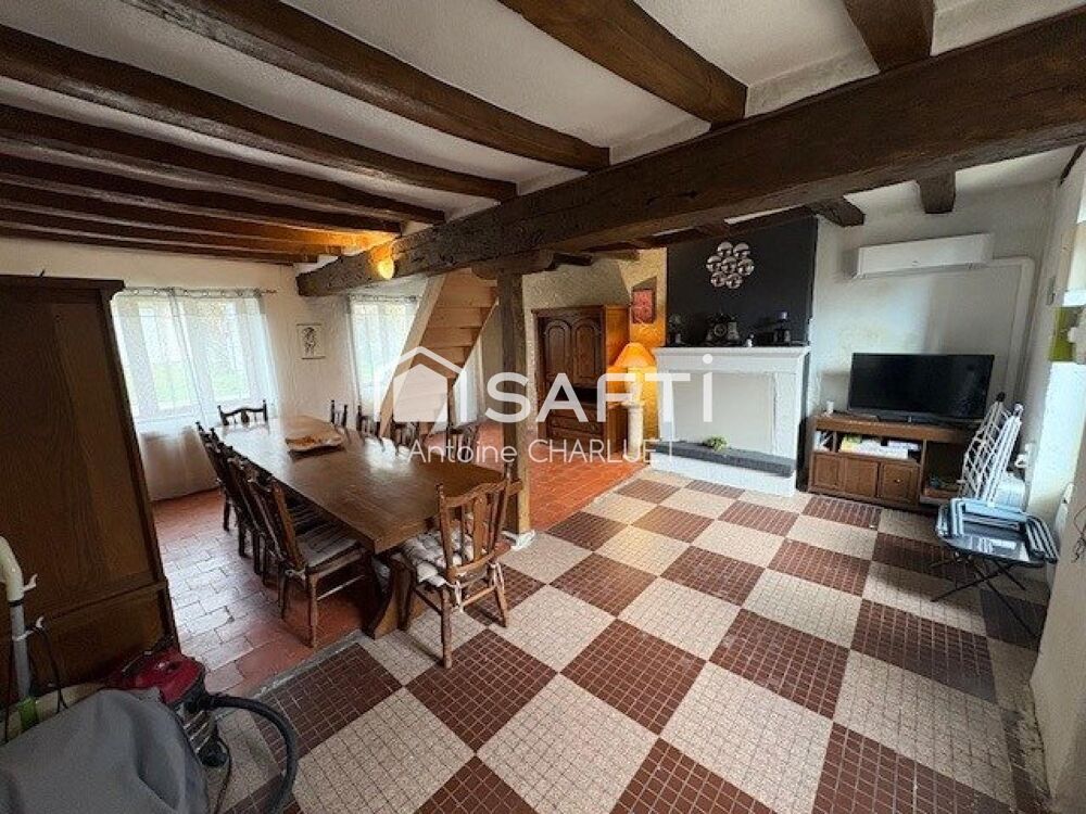 Maison de 208m² avec 25000m² de terrain en campagne