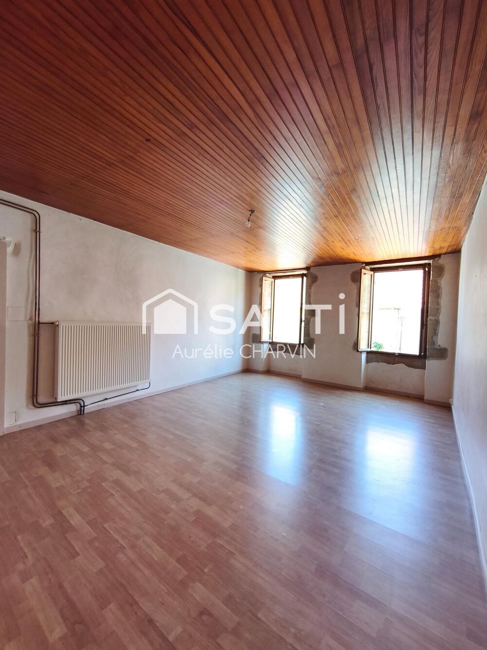 Vente Maison MAISON DE VILLAGE  174 M2 3 CHAMBRE TERRASSE Beaufort orbagna