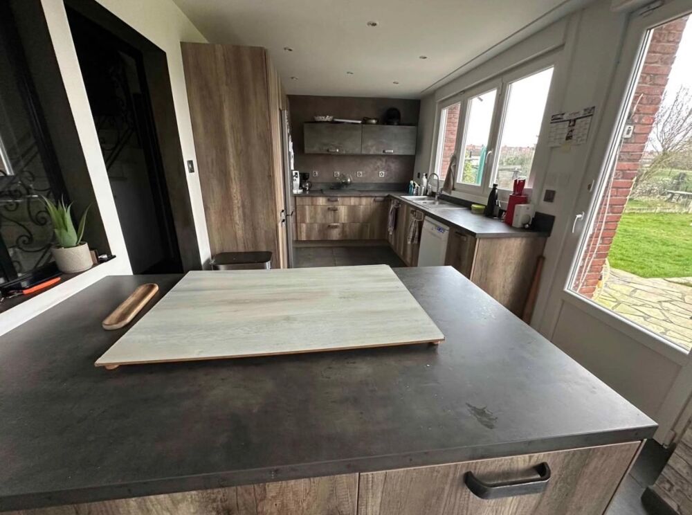 À découvrir sans tarder  Maison darchitecte de 200 m² en semi plain-pied