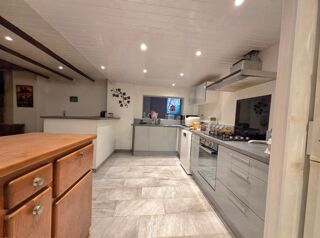  Maison � vendre 7 pi�ces 210 m�