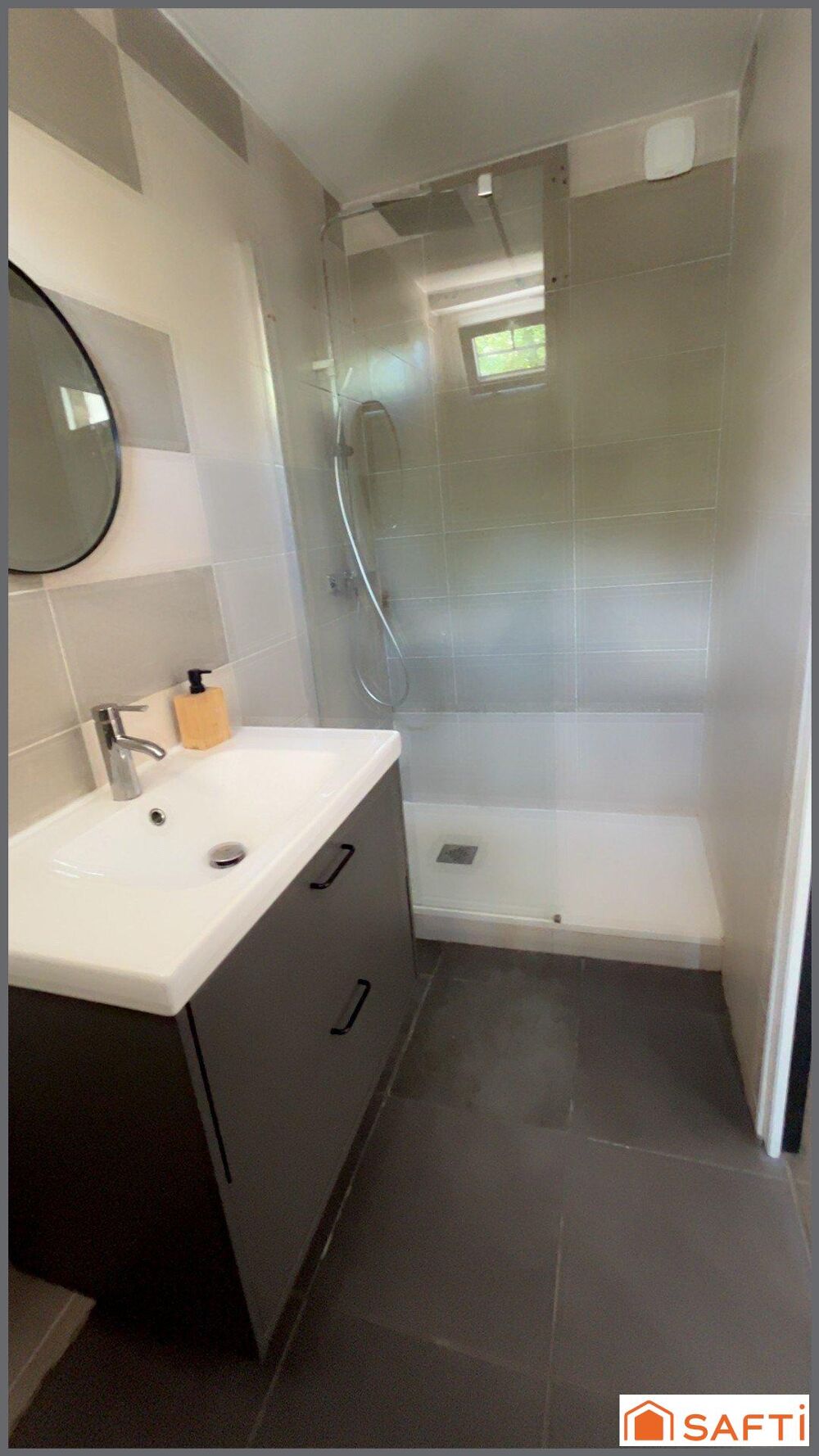Location Appartement T2 DUPLEX MEUBLE Venissieux