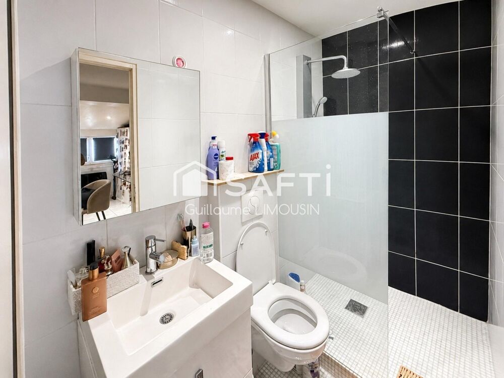 Vente Appartement Studio rénové et rentable proche du port Toulon