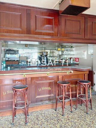  Immeuble � vendre 140 m�