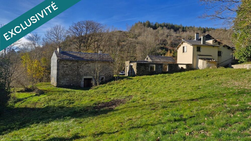 Maison avec dépendances sur terrain de 3,2 ha