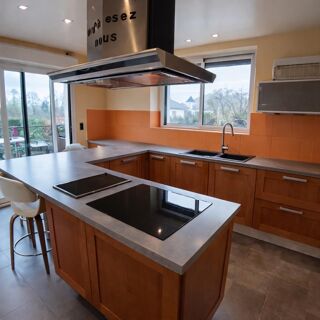  Maison � vendre 12 pi�ces 333 m�