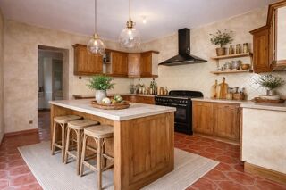  Maison � vendre 6 pi�ces 203 m�