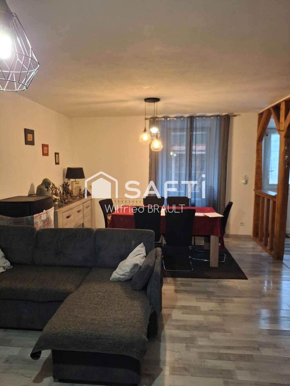 Maison d'habitation de 82 m2, à Erceville 45480