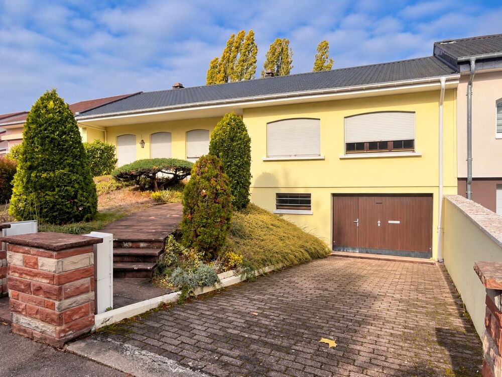 Vente Maison À VENDRE – BELLE MAISON DE PLAIN-PIED AVEC JARDIN À FREYMING-MERLEBACH Freyming-merlebach