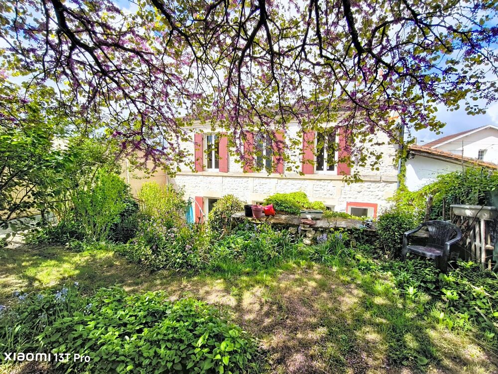 Maison 7 pièces 170 m² · à Saint-Jean-d'Angely · 170 m² · 219 900 €