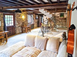  Propriété/château à vendre 10 pièces 226 m²