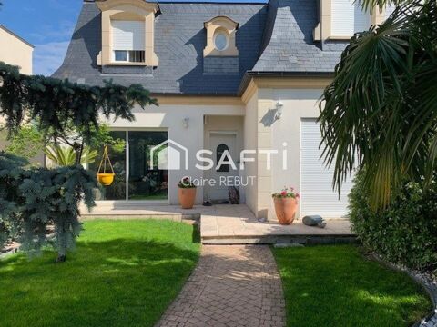   Belle Maison toit mansart de 2005,  5 Chambres Maison - 7 pi�ce(s) - 165 m�