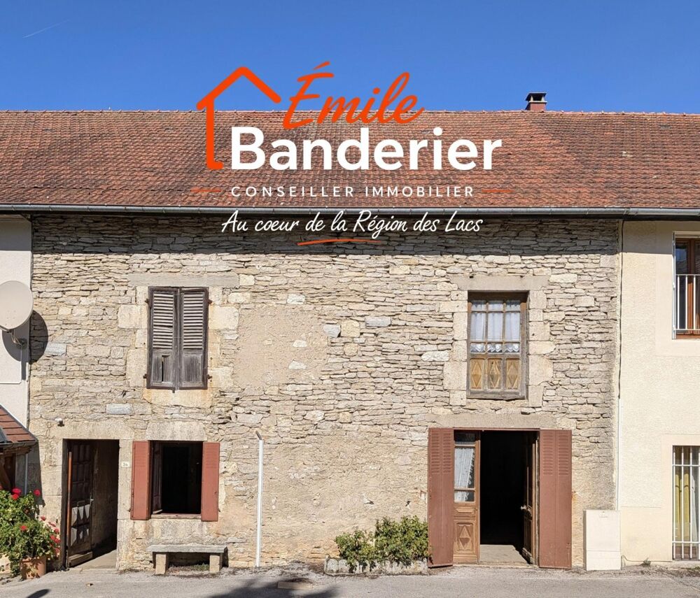 Vente Maison Maison ancienne à réhabiliter avec terrain, centre village, en Pays des Lacs Uxelles