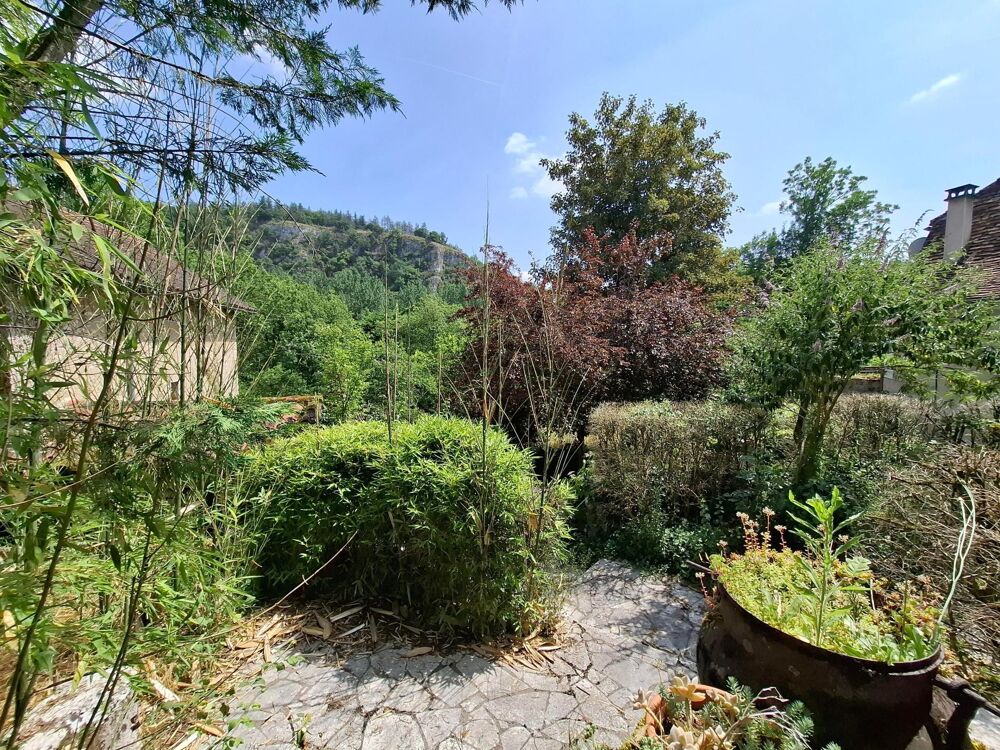 Vente Maison Superbe environnement , pour cette propriété au coeur de la vallée du Célé  ! Sauliac-sur-cele