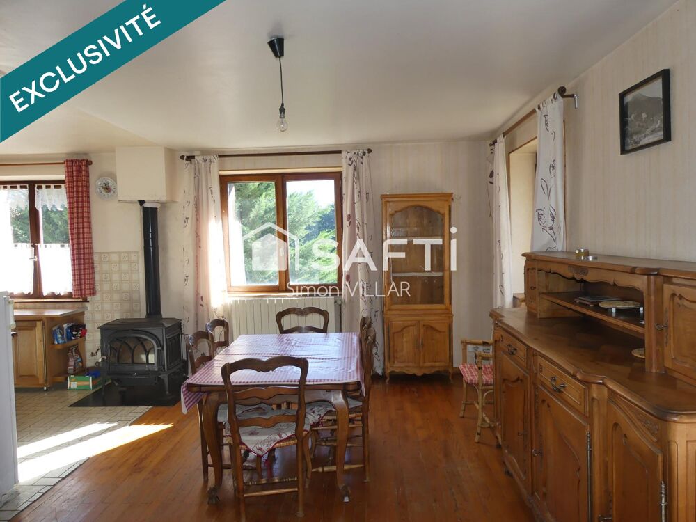 Vente Maison Maison spacieuse avec potentiel et grand terrain Le noyer