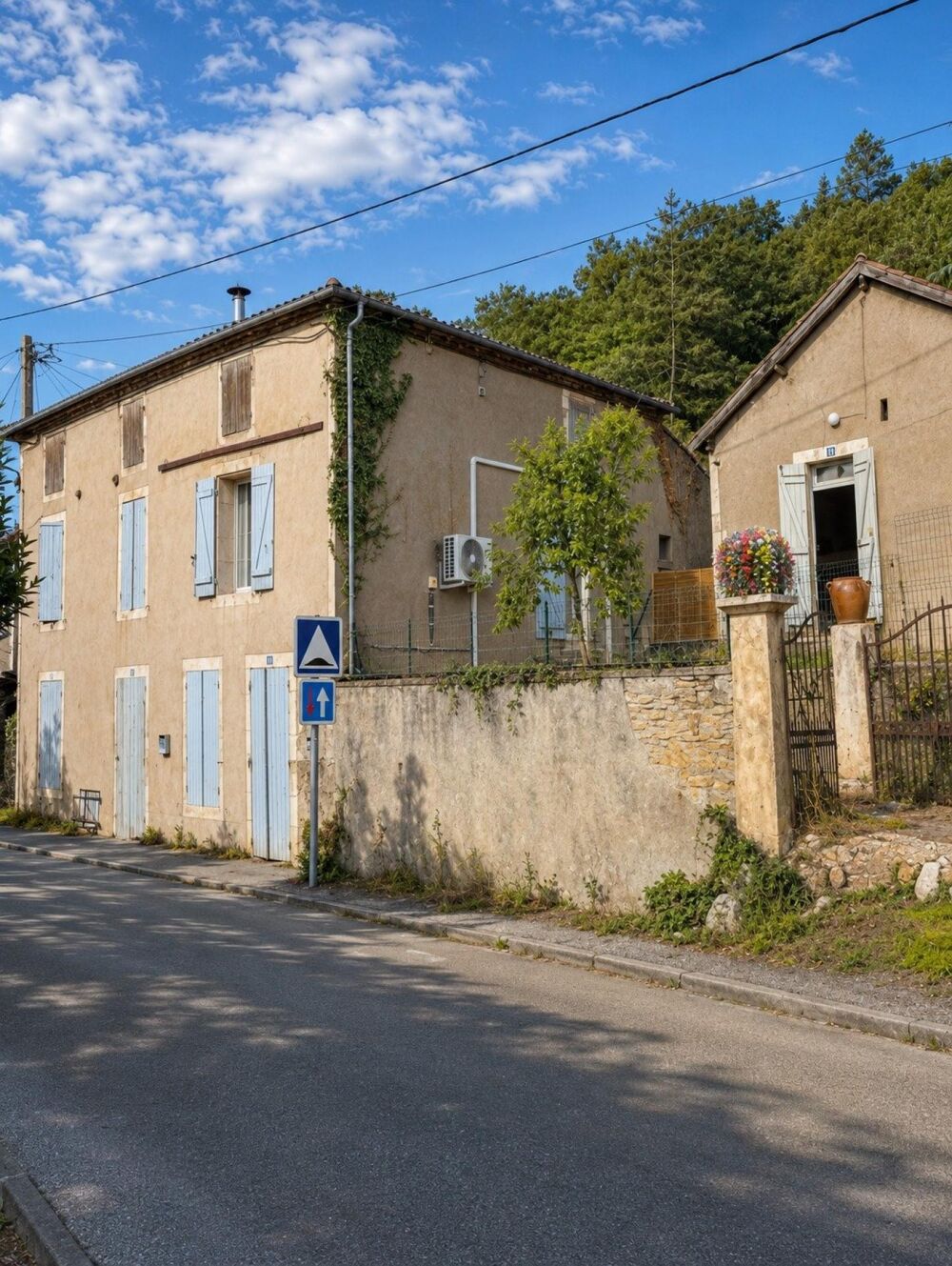 Vente Maison Maison 6 pièces – 158 m² – Terrain 1 780 m² – Seconde maison de 80 m² à rénover Fumel