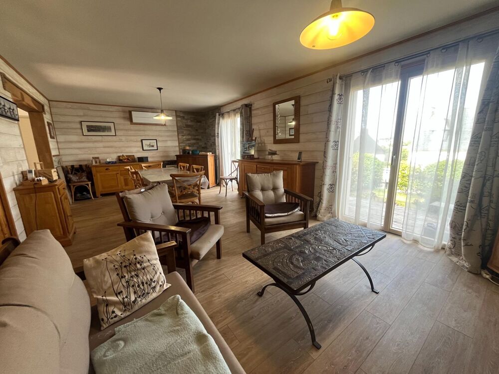 Maison située à saint yvi, proche commodités