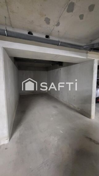  Parking / Garage � vendre 13 m�