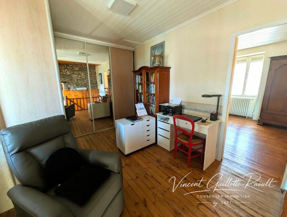 Vente Maison SAINT-JEAN-DE-BOISEAU – Maison en pierre rénovée au cœur du bourg, avec garage et dépendance Saint-jean-de-boiseau