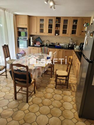  Maison � vendre 9 pi�ces 207 m�