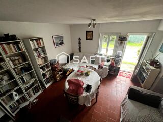  Maison à vendre 11 pièces 221 m²