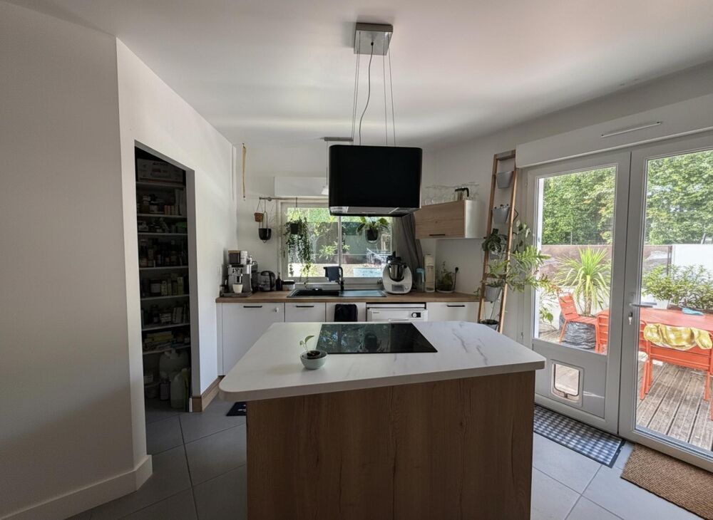 Vente Maison Maison avec vue Garonne au coeur de Roques Roques