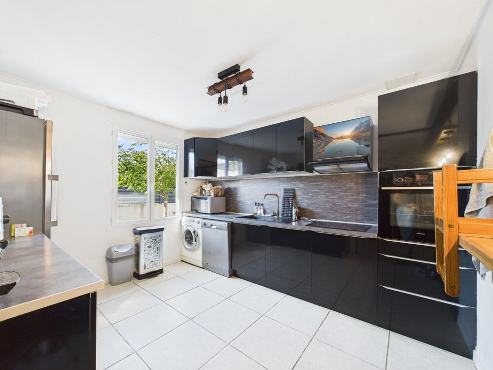 Vente Maison Maison familiale de plain-pied avec piscine, sans vis-à-vis Le taillan-medoc