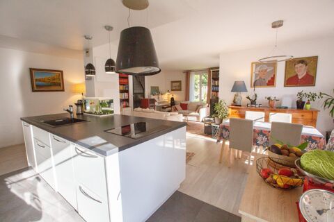   SUPERBE APPARTEMENT F5 - REZ DE CHAUSSEE 99 M� Appartement - 5 pi�ce(s) - 99 m�