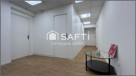   Bureaux commerciaux de 158 m² et Parkings 