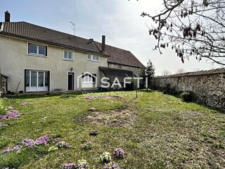  Maison  vendre 8 pices 222 m
