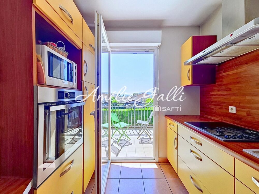 Vente Appartement T3 de 77 m² avec balcon au dernier étage Sathonay-village