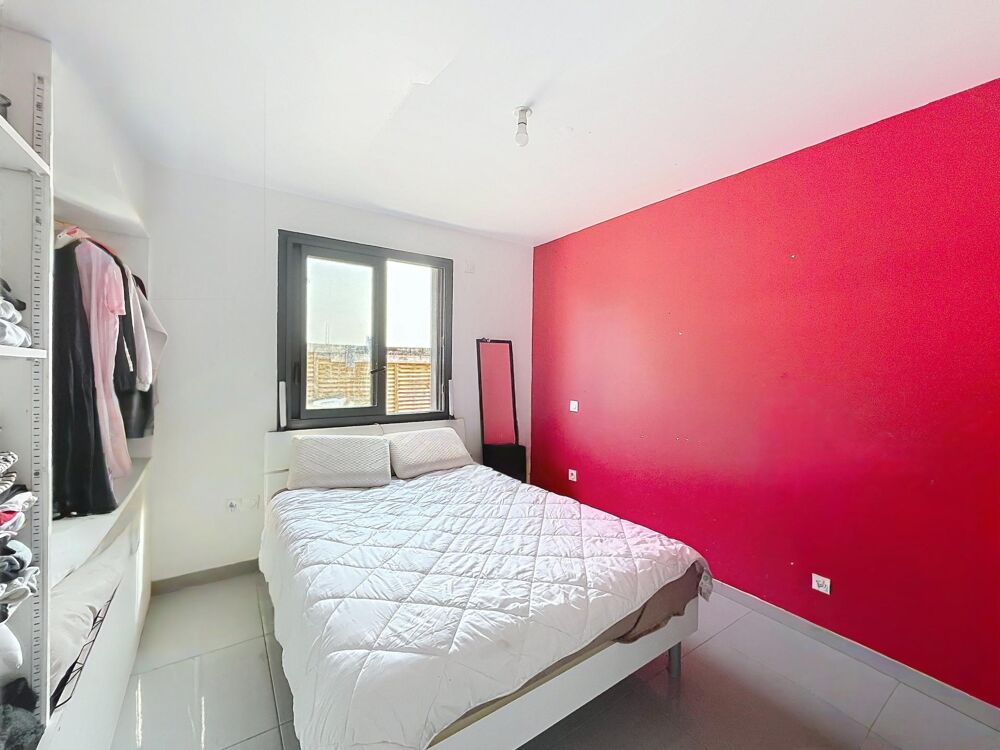 Ensemble immobilier - deux maisons louées sur un terrain 1 434m²